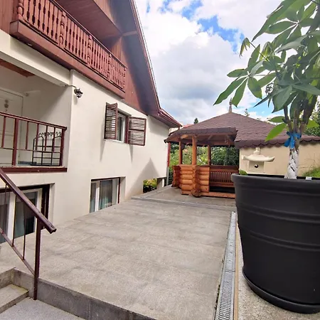 Lelia Residence Apartments-3