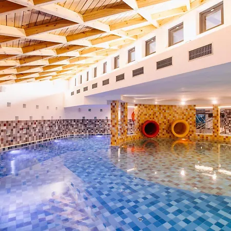 Hotel Crystal Wellness & Spa Superior-2