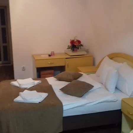 Casa Leucian-2