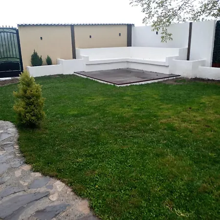 Izabella Guest House-2