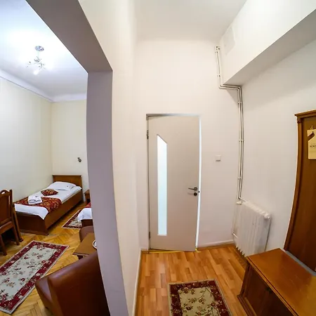 Hotel Transilvania-2