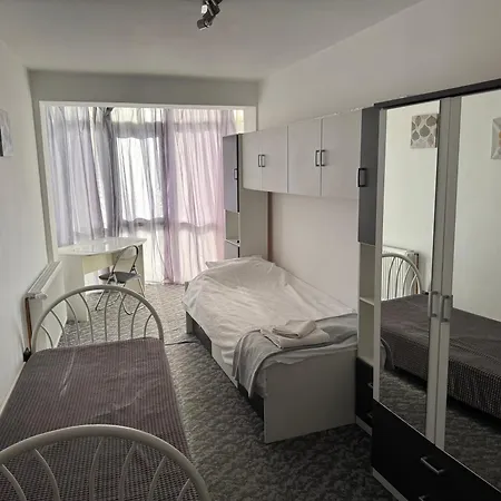 Hosthea Apartament Brasov-2