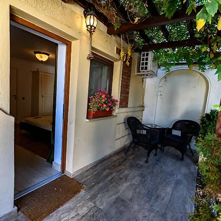 Vila Sarada Boutique-3