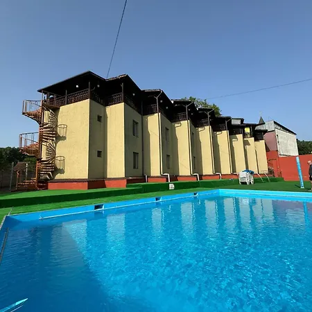 Alexandra Hotel-3