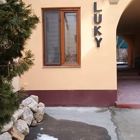 Luky 12-3