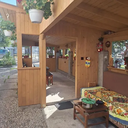 Casa Cu Lavandă-3