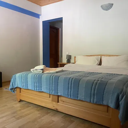 Todi Mansion-3