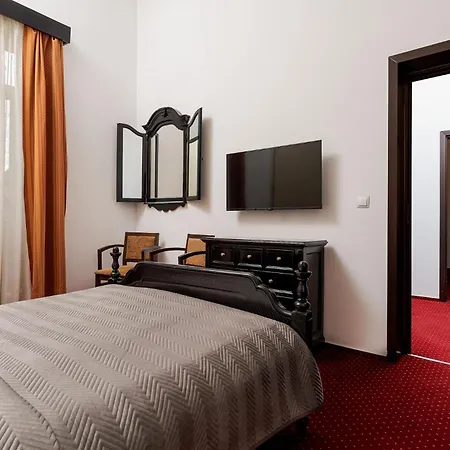 Hotel Central-2
