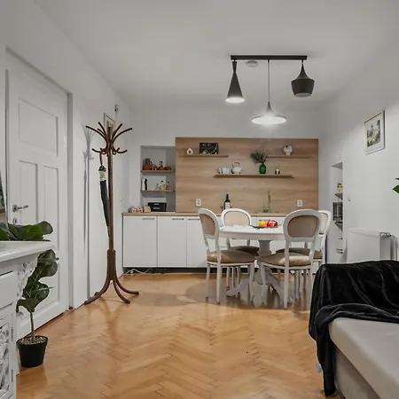 Valentina'S Flat-2