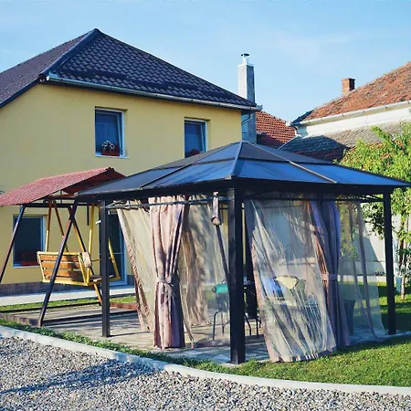 Casa Anca Hațeg-3