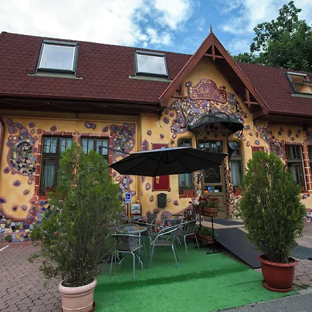 Deja Vu Guesthouse-3