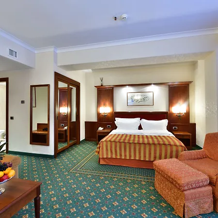 Lux Garden Hotel-2