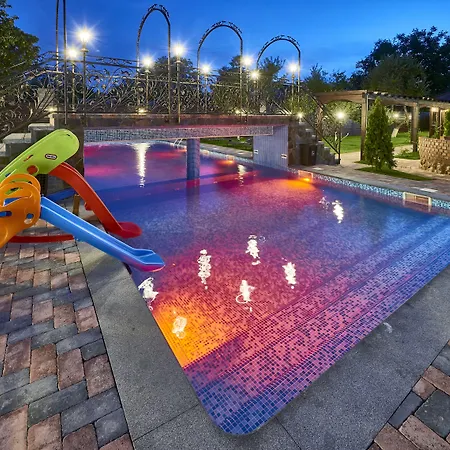 Resort Ambient-3