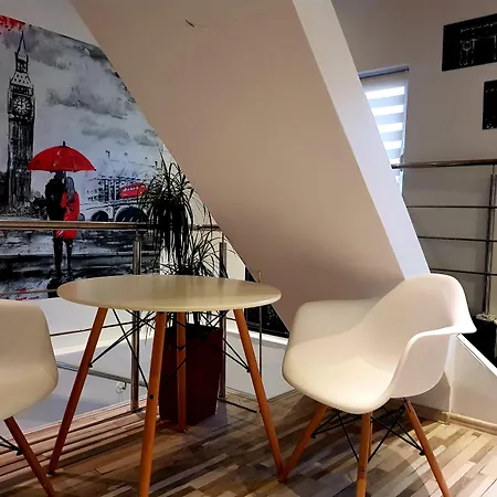 Art Boutique Central-2