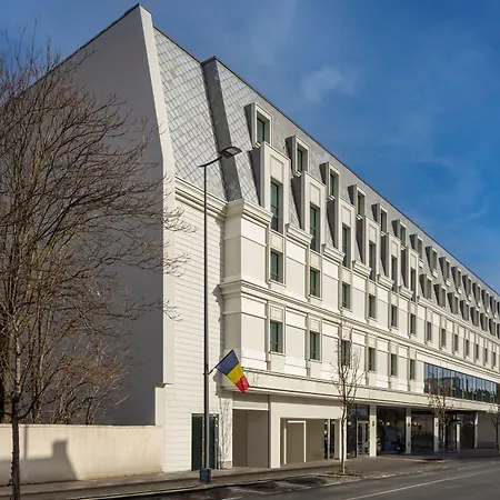 Courtyard By Marriott Cluj - Napoca Downtown-3