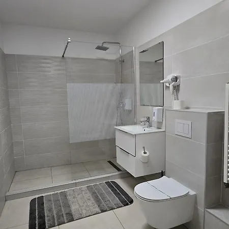 Hotel Delaf-2