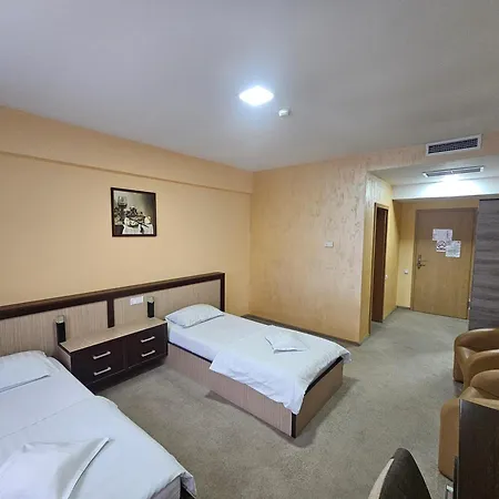 Hotel Edelweiss-3