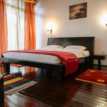 Casa Frent-3