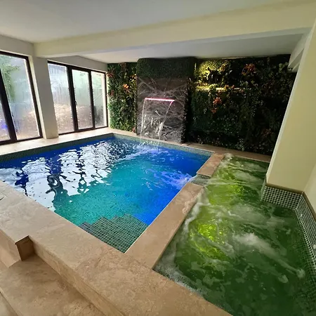 Victoria Spa-3