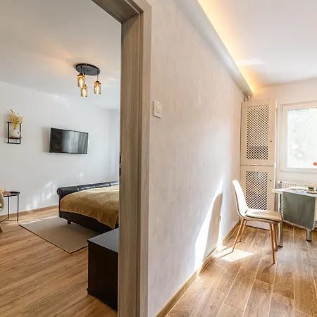 Xili'S Apartment & Free Private Parking-3