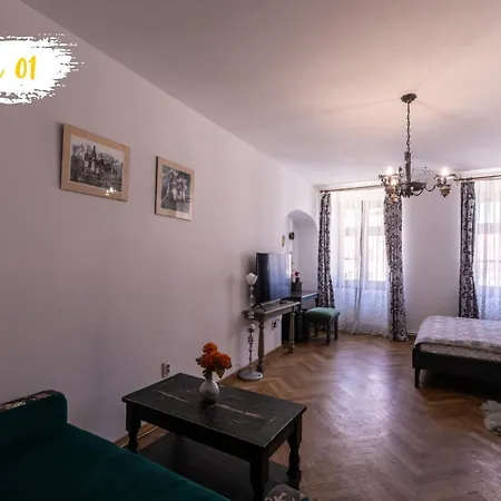 4 Rooms Piata Sfatului-2