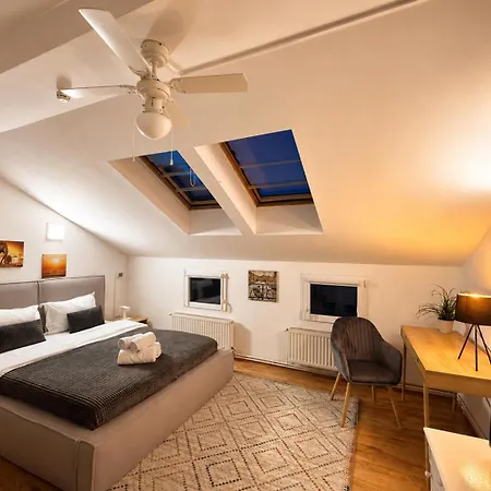 Rooftop Central Apartment-2