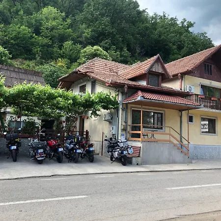 Casa Dina-3