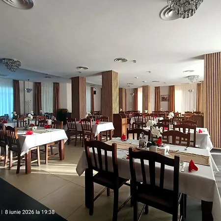 Hotel Liliacul-3