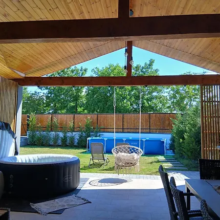 Popa Cabana-3