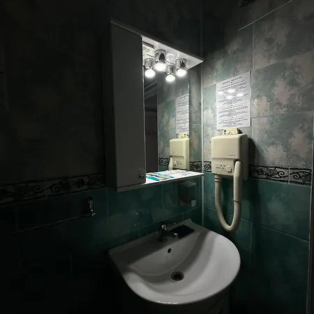 Hotel Mya-2