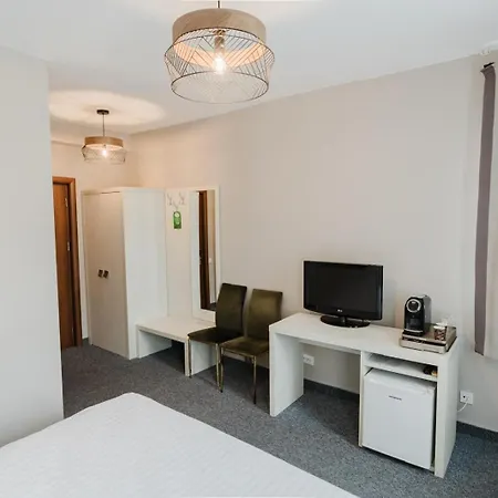 Alex&George Boutique Hotel-3