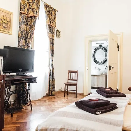 Brukenthal Central Apartments Sibiu-2