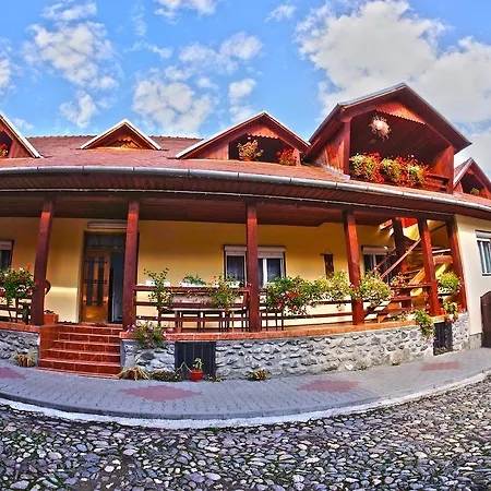 Badiu'S Guest House-3