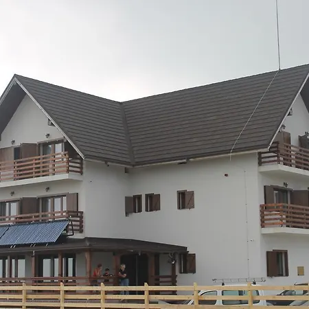 Pensiunea Muntele Alb-2
