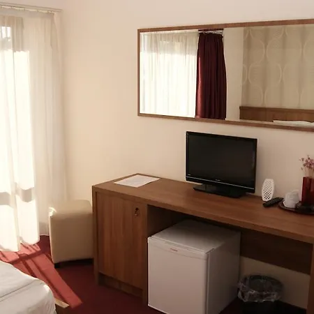 Hotel La Strada-2