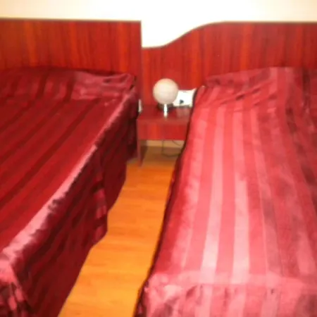Hotel Ary-2