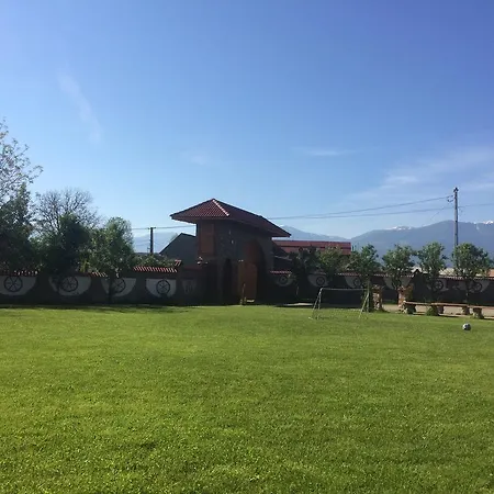 Pensiunea la Nise-3