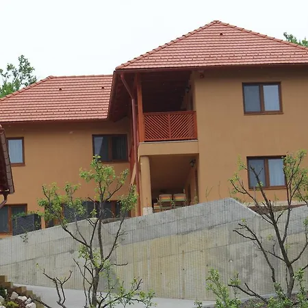 Casa 77*** Praid-3