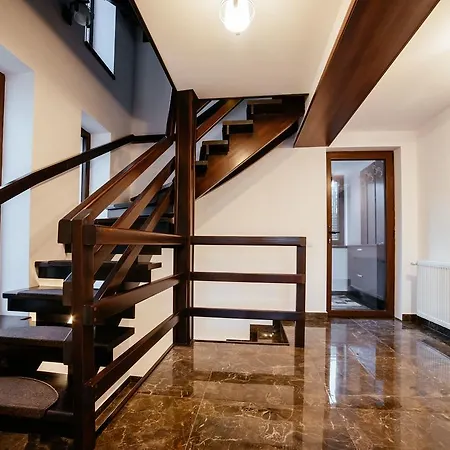 Serban Cottage-3