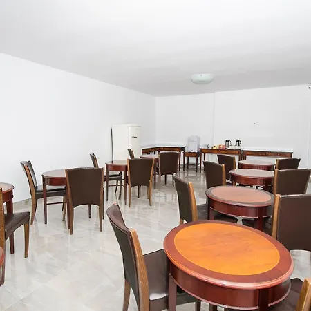Hotel Eka-3