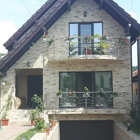 Vila Alexia-2