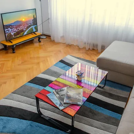 Sunshine Apartment-3
