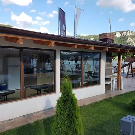 Vila Hercules-3