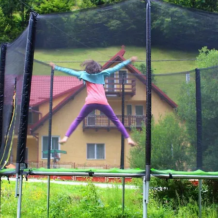 Căsuța de lângă pădure-2