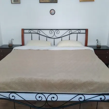 Mama Brasov-2