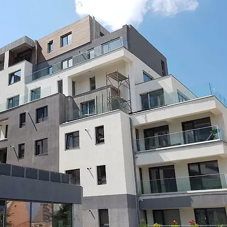 Apartament Ultracentral Monadin 2-3