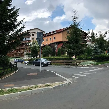 Studio Alex-3