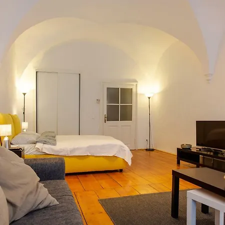 Arcade Apartment-2