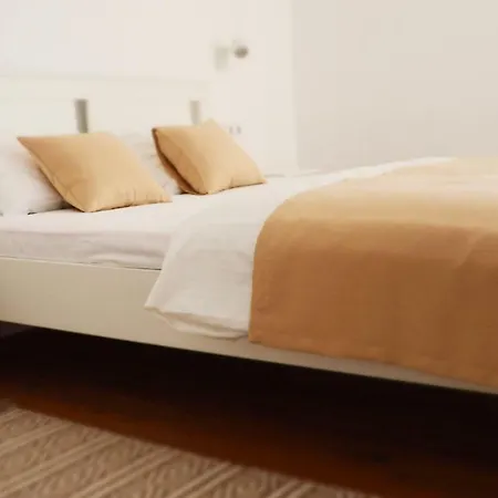 Willow&Pillow Apartments-3
