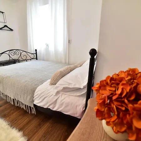 Flh - Emma Apartment-2